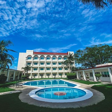 Готель Gran Tuxtepec Plaza Екстер'єр фото