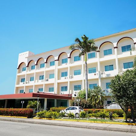 Готель Gran Tuxtepec Plaza Екстер'єр фото
