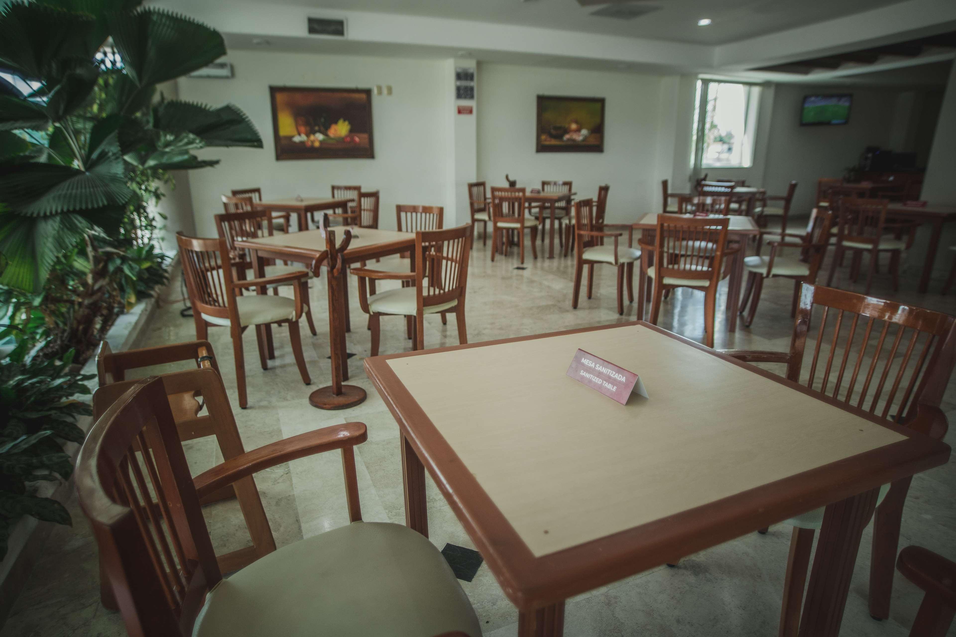 Готель Gran Tuxtepec Plaza Екстер'єр фото