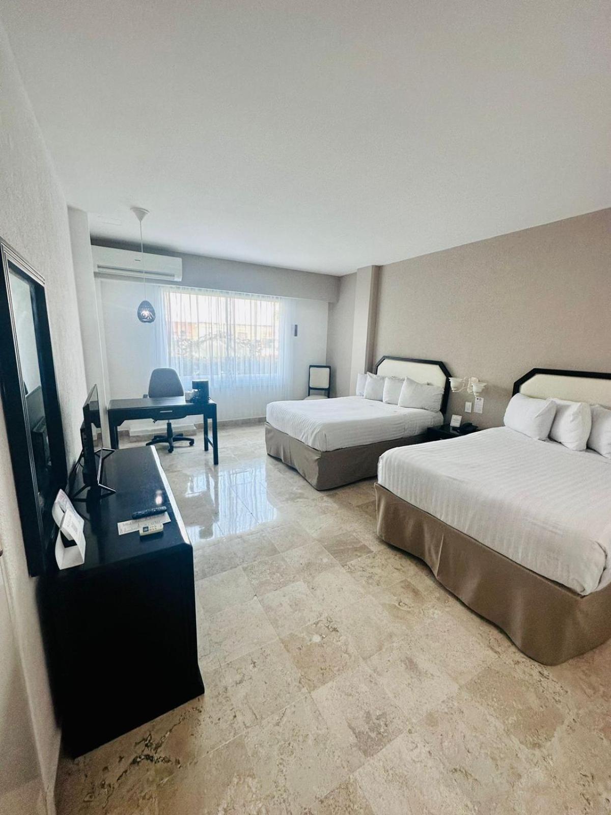 Готель Gran Tuxtepec Plaza Екстер'єр фото